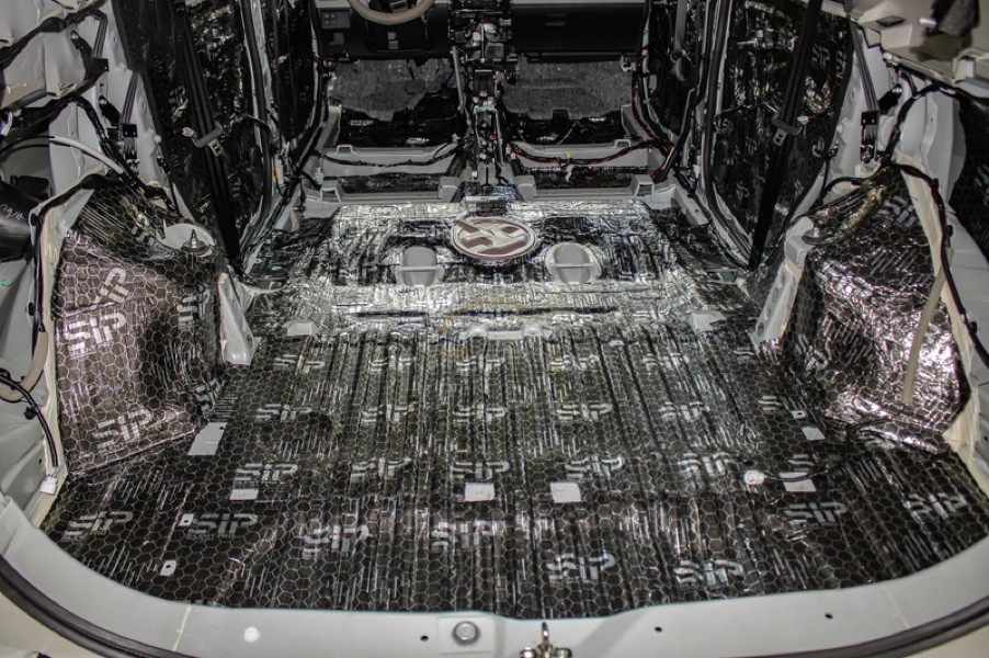 Nên cách âm chống ồn ô tô vị trí nào?